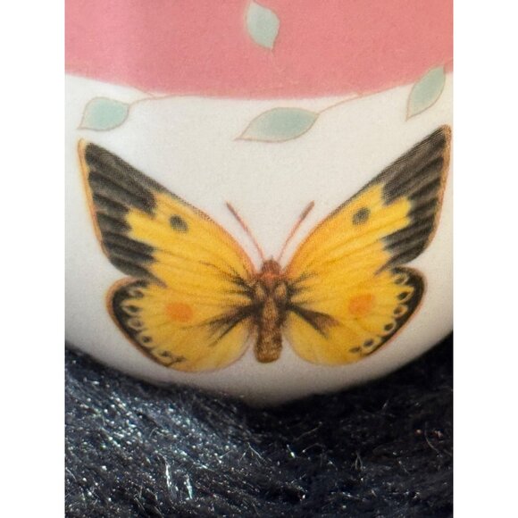 Lenox Butterfly Ceramic Mugs With Pink & White Finish - Picture 4 of 10